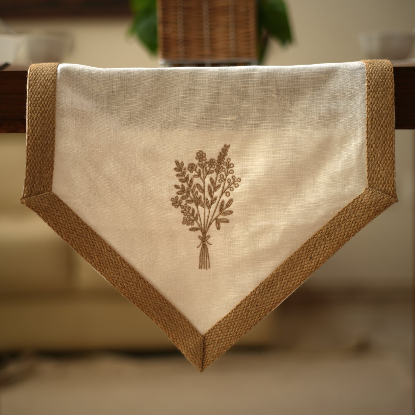 Timeless Linen runner