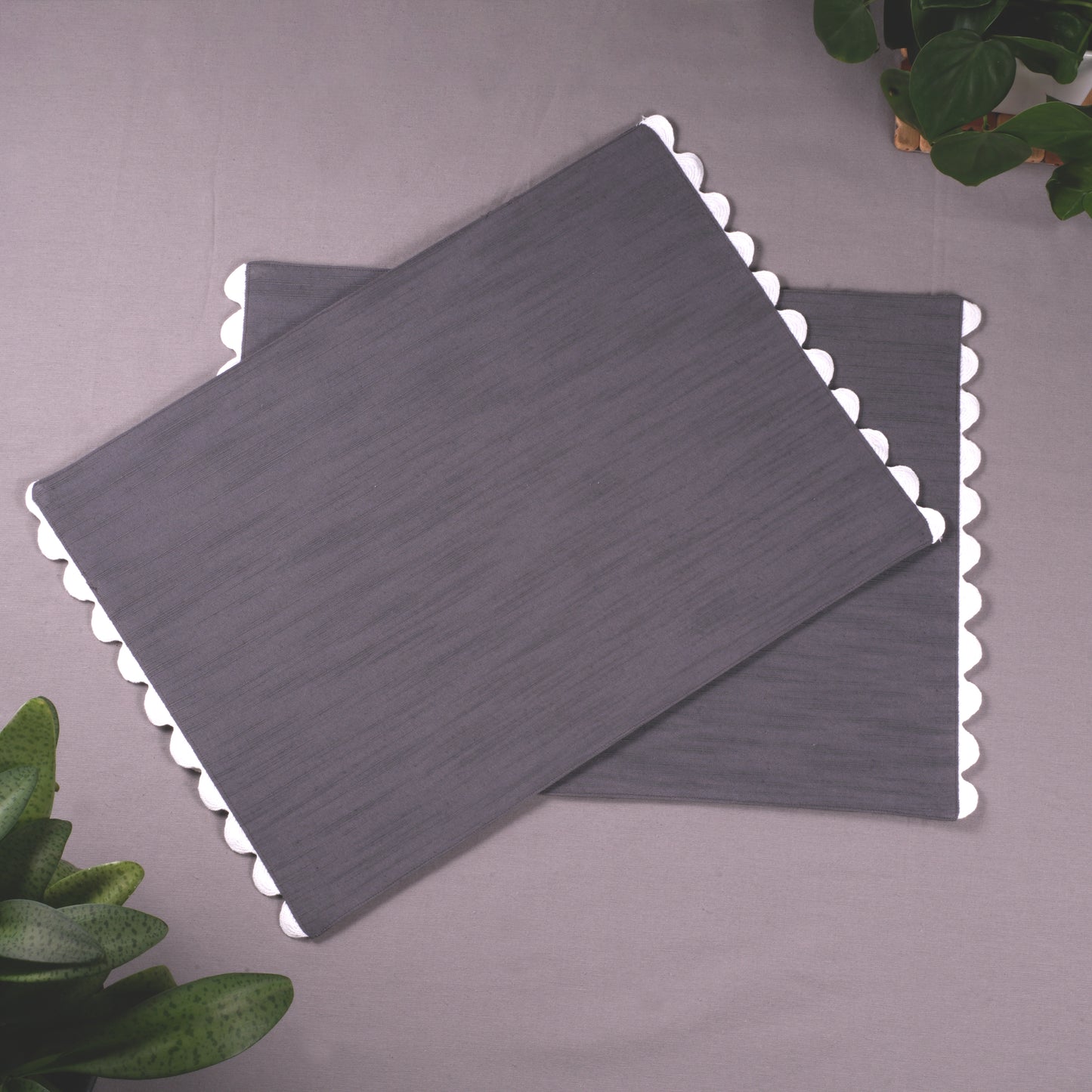 Charcoal grey placemats - Set of 2