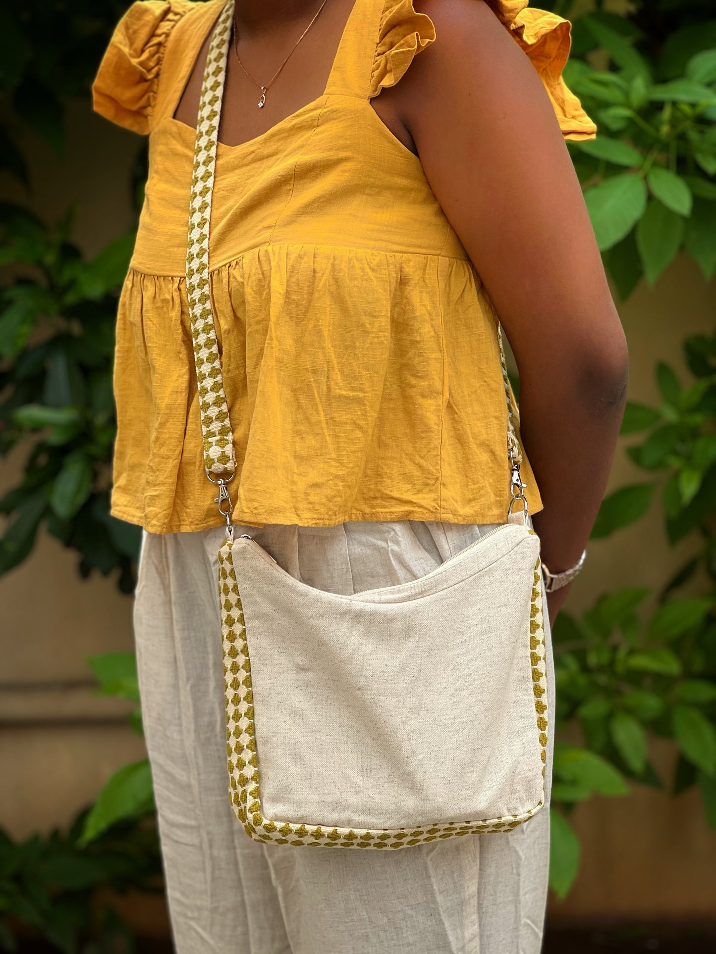 Boho Convertible Sling and Pouch – Green