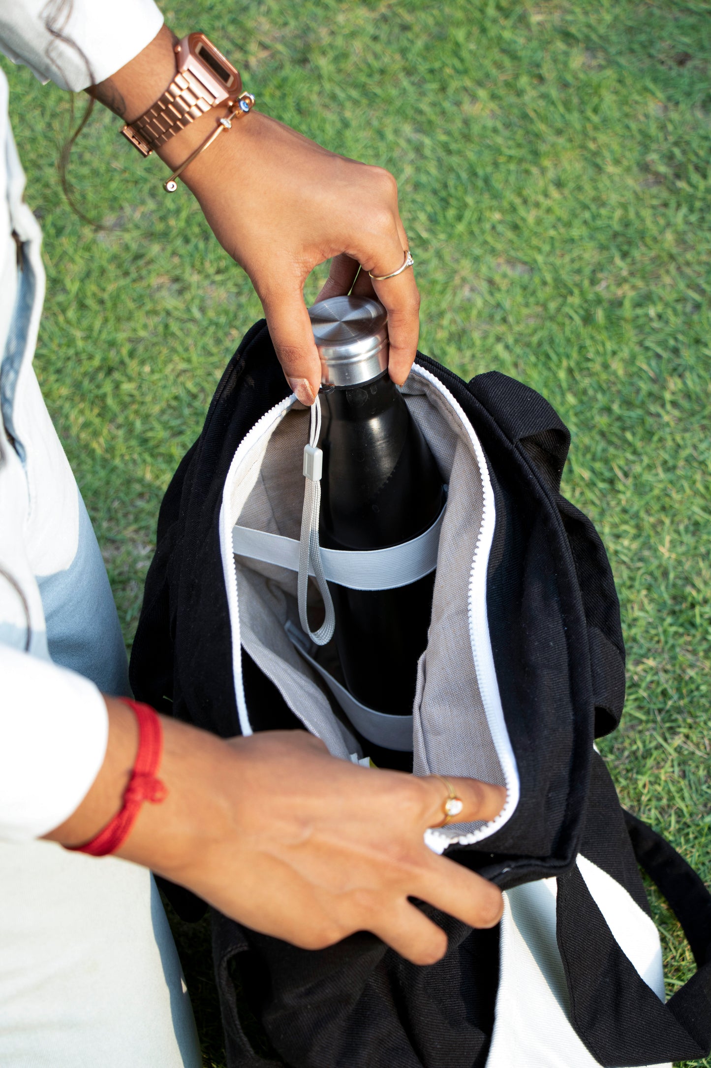 Classis square tote