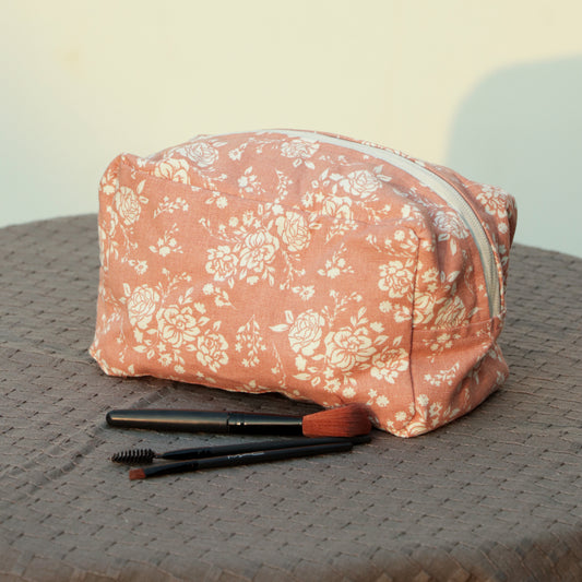 Reversible pouch